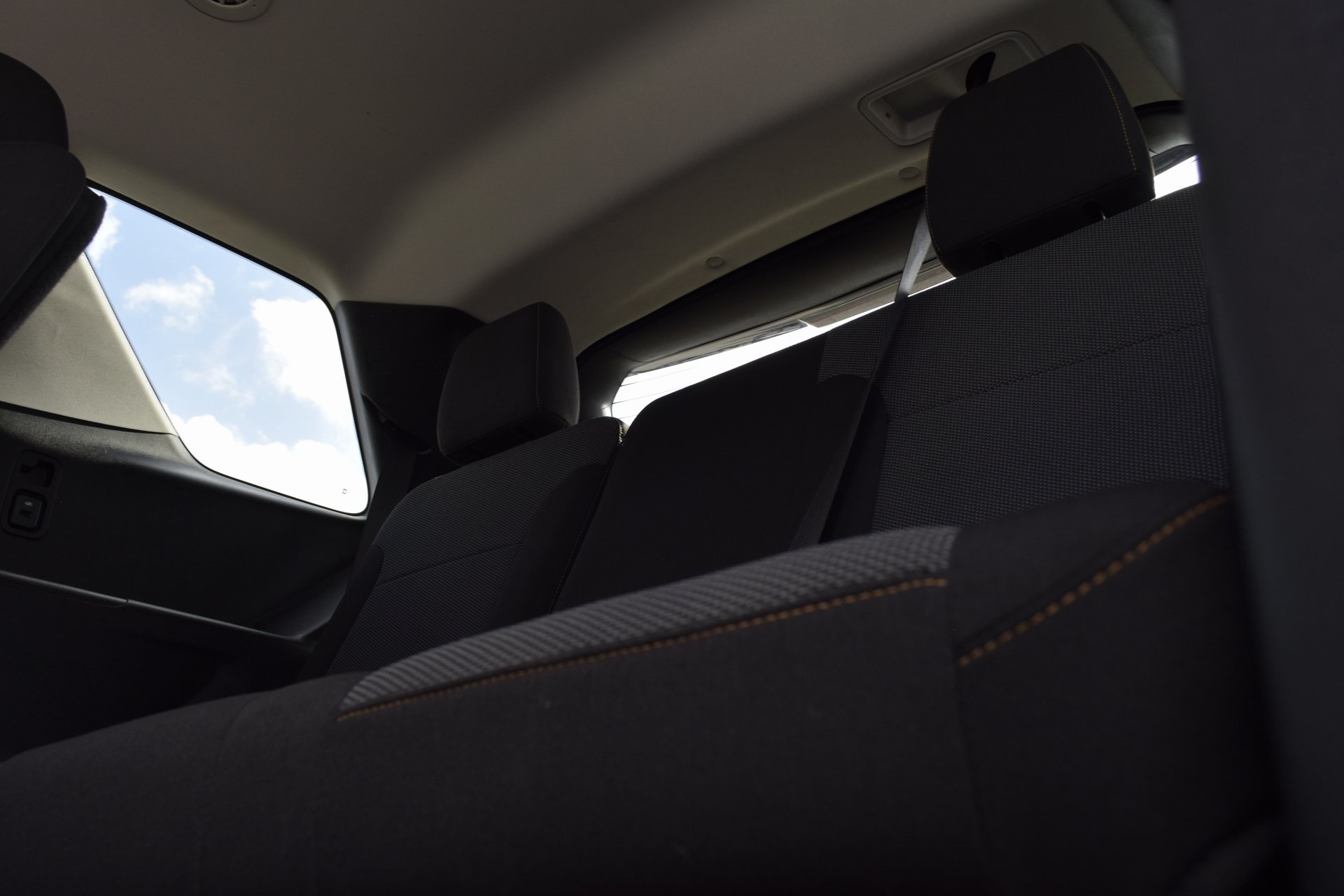 2021 Chevrolet Traverse LT White at AutoSavvy Houston Southwest