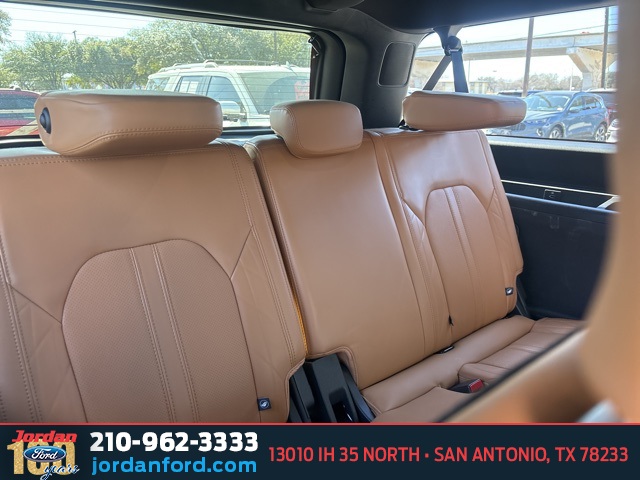 Used Car 2023 Ford Expedition Max  Platinum For Sale Under $60,000 In San Antonio, Texas