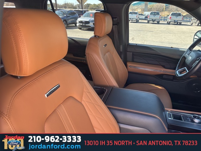 Used Car 2023 Ford Expedition Max  Platinum For Sale Under $60,000 In San Antonio, Texas