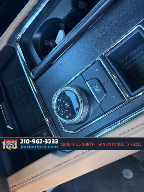 Used Car 2023 Ford Expedition Max  Platinum For Sale Under $60,000 In San Antonio, Texas