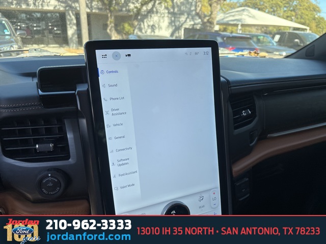 Used Car 2023 Ford Expedition Max  Platinum For Sale Under $60,000 In San Antonio, Texas