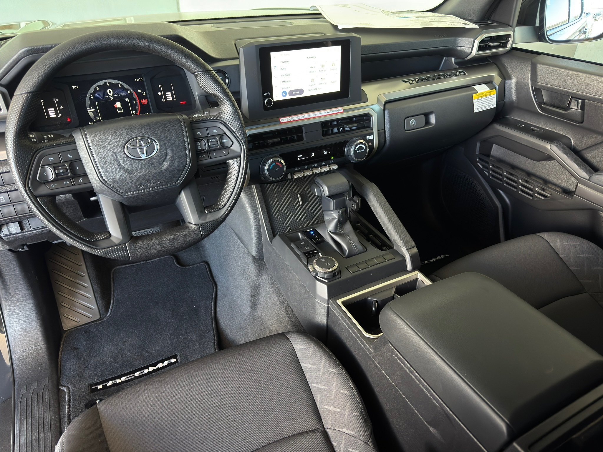 2025 Toyota Tacoma SR5 - 1