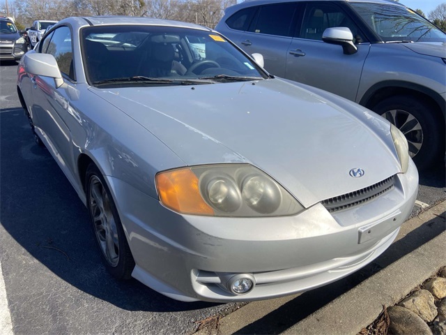 2004 Hyundai Tiburon GT FWD