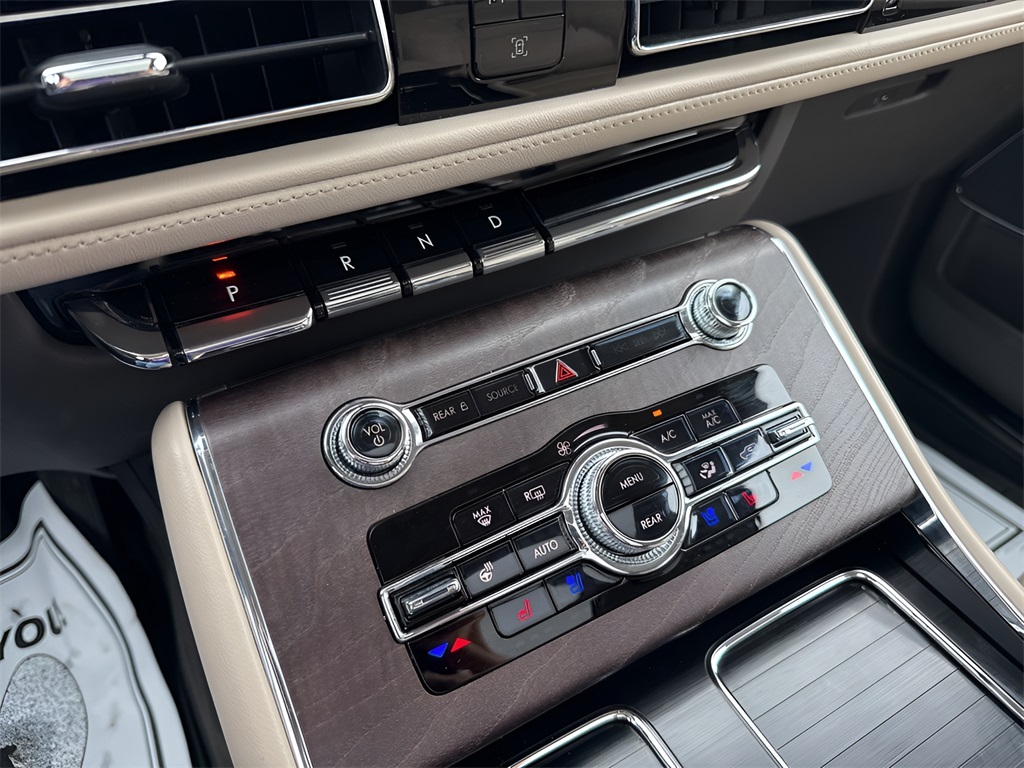 2023 Lincoln Aviator