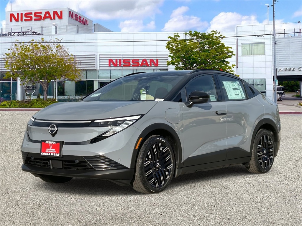 2026 Nissan LEAF Platinum+'s photo