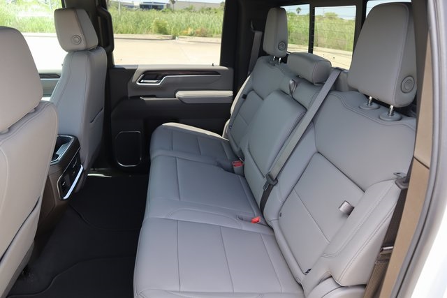 2025 GMC Sierra 2500HD SLT - 11