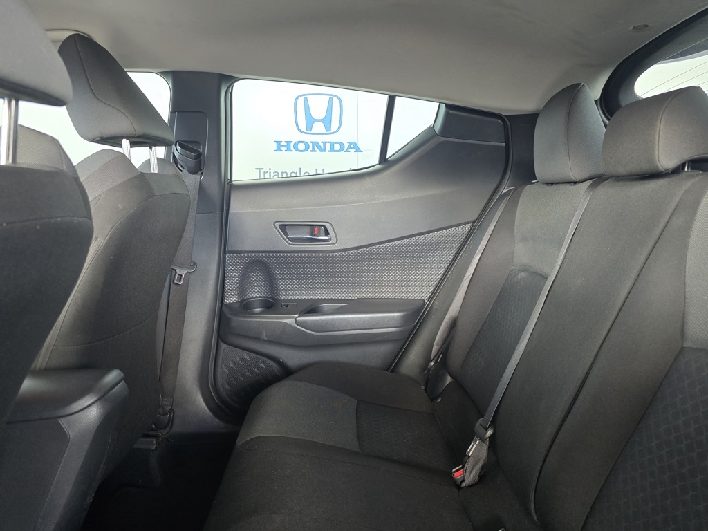 Thumbnail: 2022 Toyota C-HR - 12