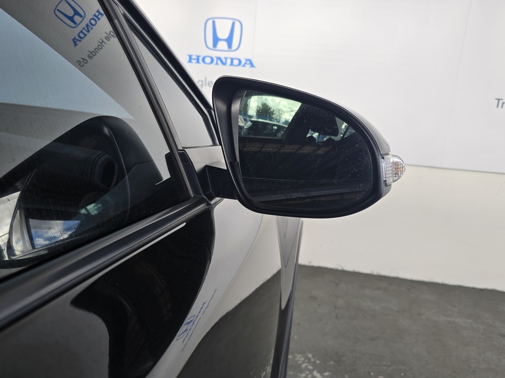 Used Car 2022 Toyota C-hr  Xle For Sale Under $20,000 In San Juan, Puerto Rico