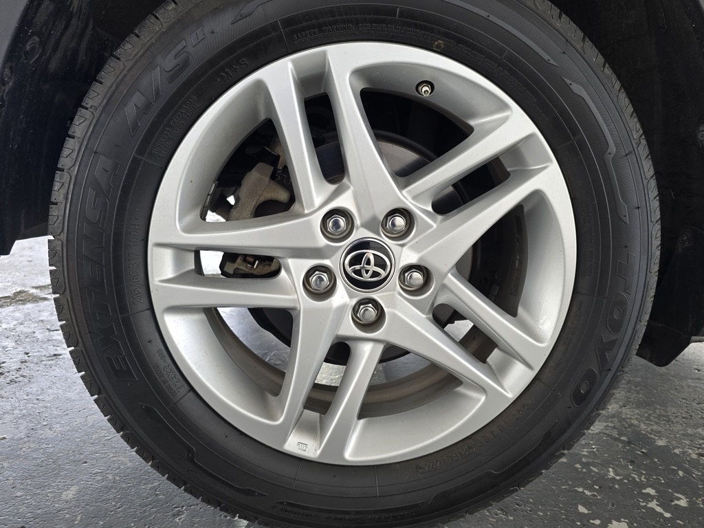 Used Car 2022 Toyota C-hr  Xle For Sale Under $20,000 In San Juan, Puerto Rico