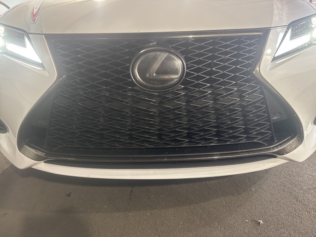 Thumbnail: 2020 Lexus RC - 3