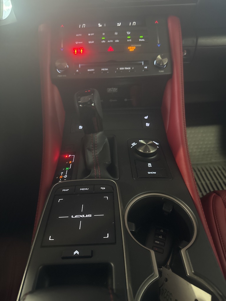 Thumbnail: 2020 Lexus RC - 30