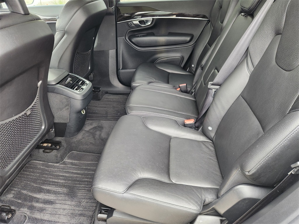 2018 Volvo XC90 T6 Momentum White at Classic Elite Chevrolet Hwy 6