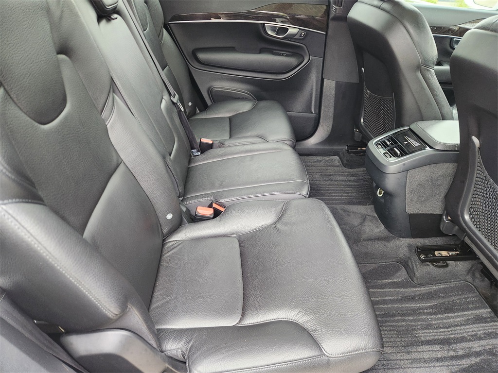 2018 Volvo XC90 T6 Momentum White at Classic Elite Chevrolet Hwy 6