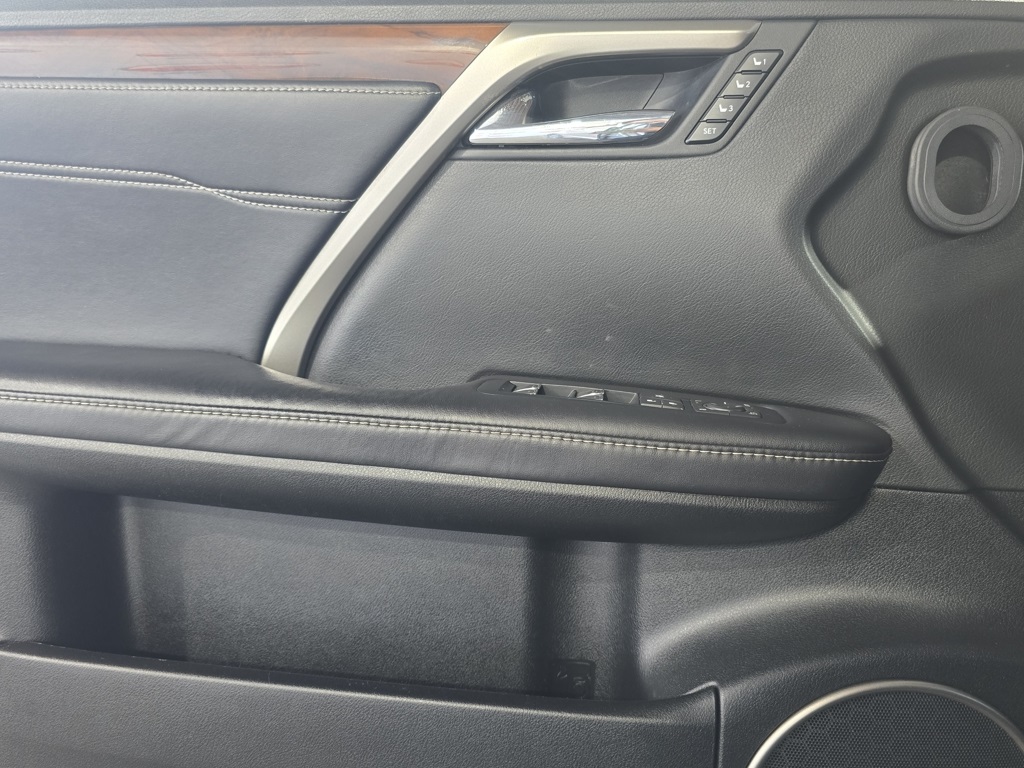 Thumbnail: 2017 Lexus RX - 12