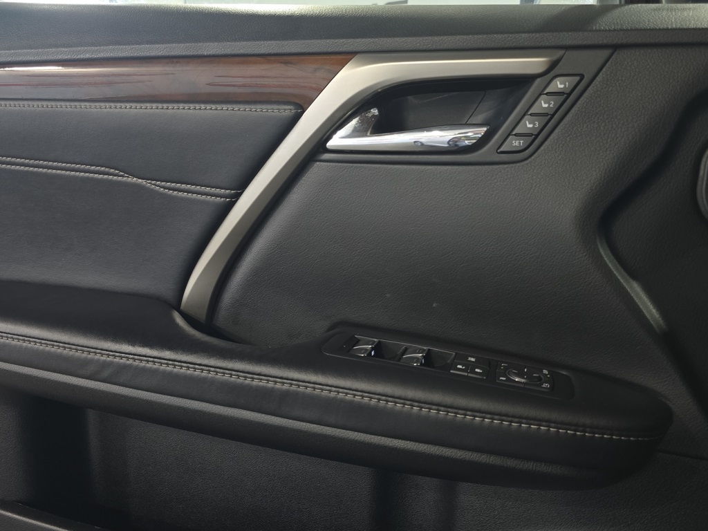 Thumbnail: 2017 Lexus RX - 13