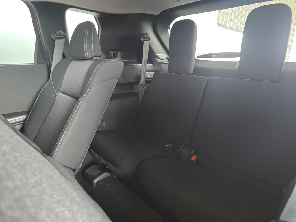 Thumbnail: 2022 Mitsubishi Outlander - 21