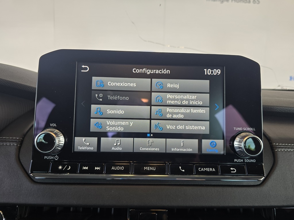 Thumbnail: 2022 Mitsubishi Outlander - 30