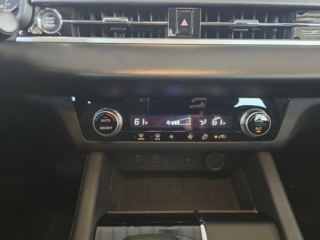 Thumbnail: 2022 Mitsubishi Outlander - 31