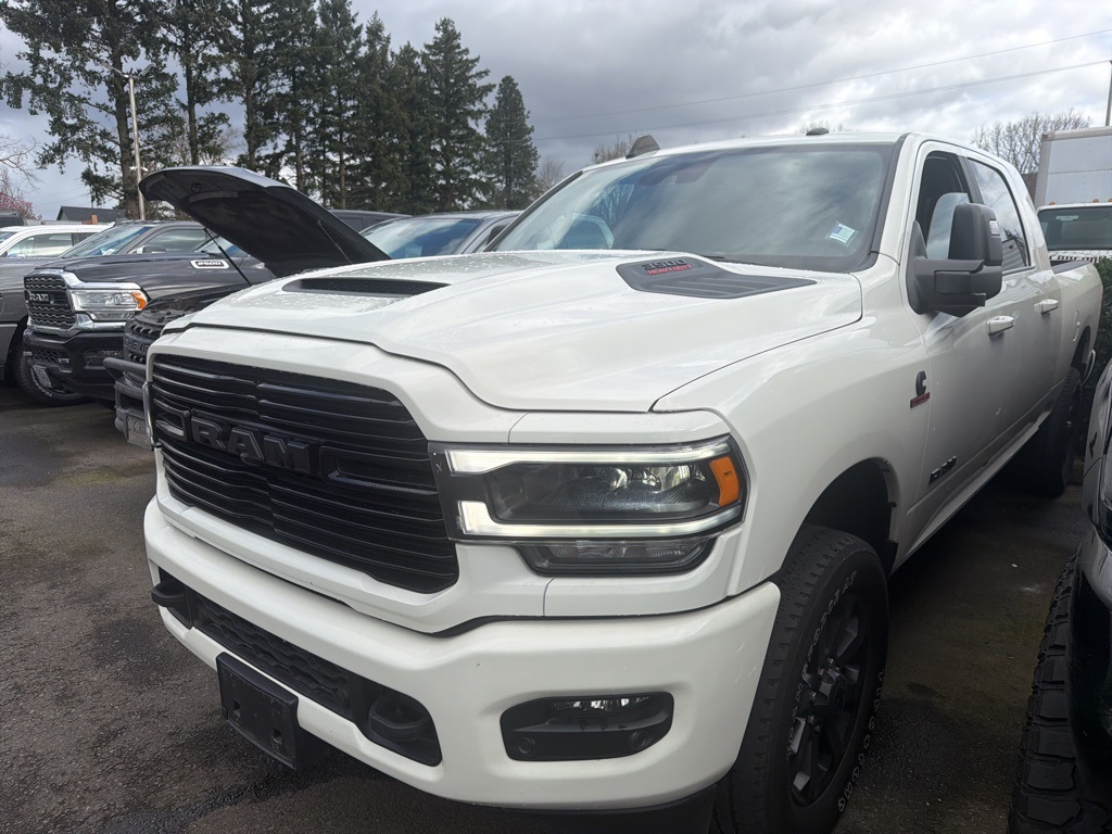 2024 RAM 3500 Laramie Mega Cab 4WD