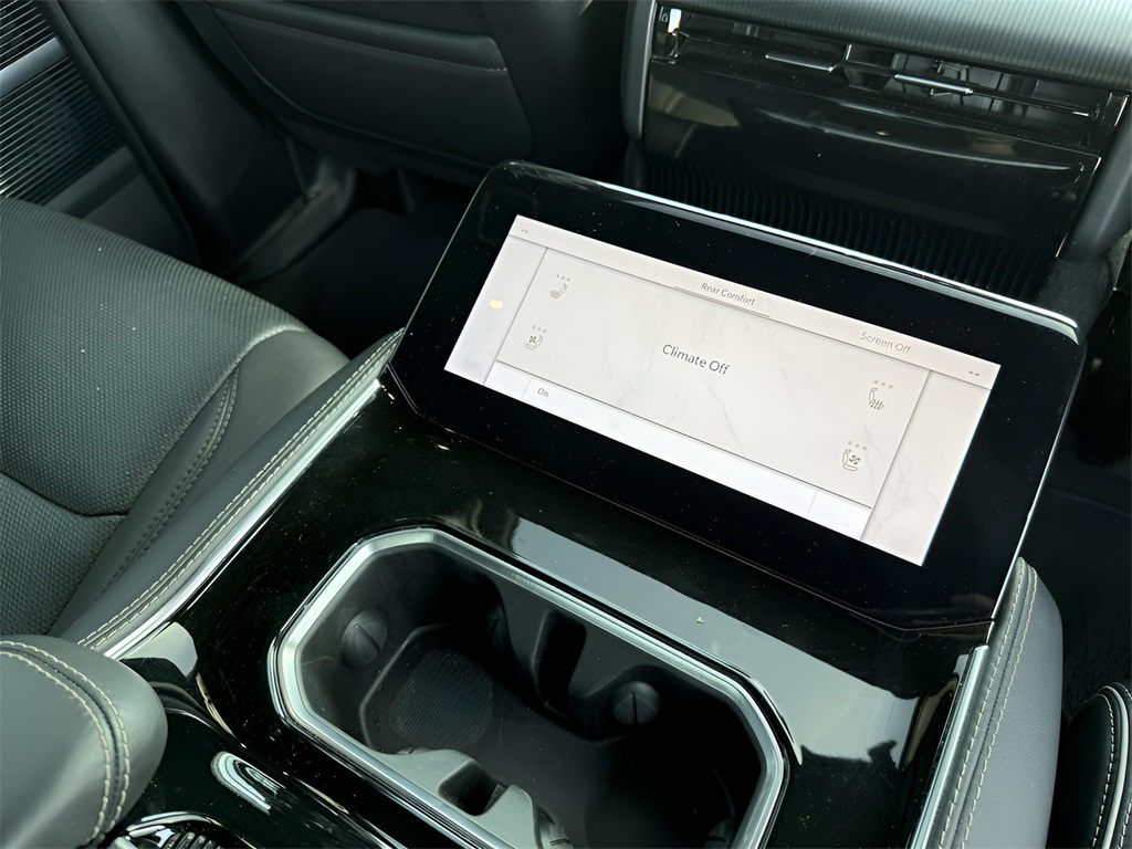 2024 Grand Wagoneer L Grand Wagoneer L