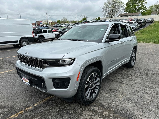 Certified 2022 Jeep Grand Cherokee Overland with VIN 1C4RJHDG6N8550631 for sale in Kansas City