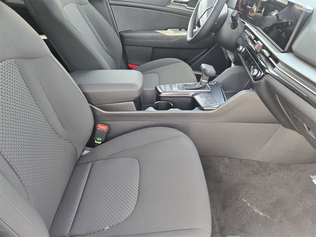 2026 Kia Sportage LX - 9