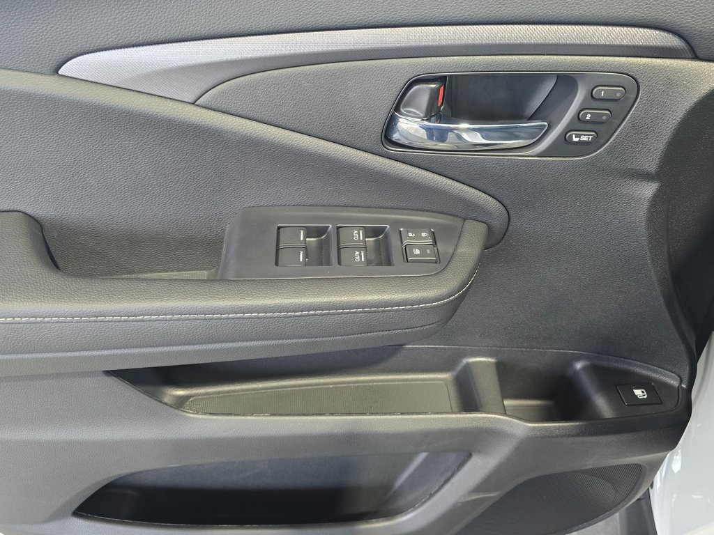 Thumbnail: 2025 Honda Ridgeline - 26