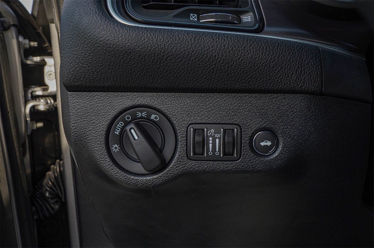 Used Car 2018 Dodge Challenger  Srt For Sale Under $120,000 In Austin, Texas