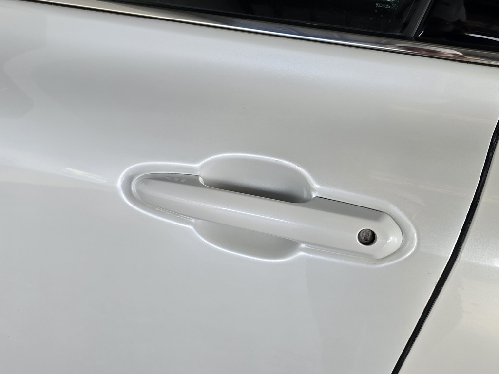 Thumbnail: 2022 Toyota Highlander - 26