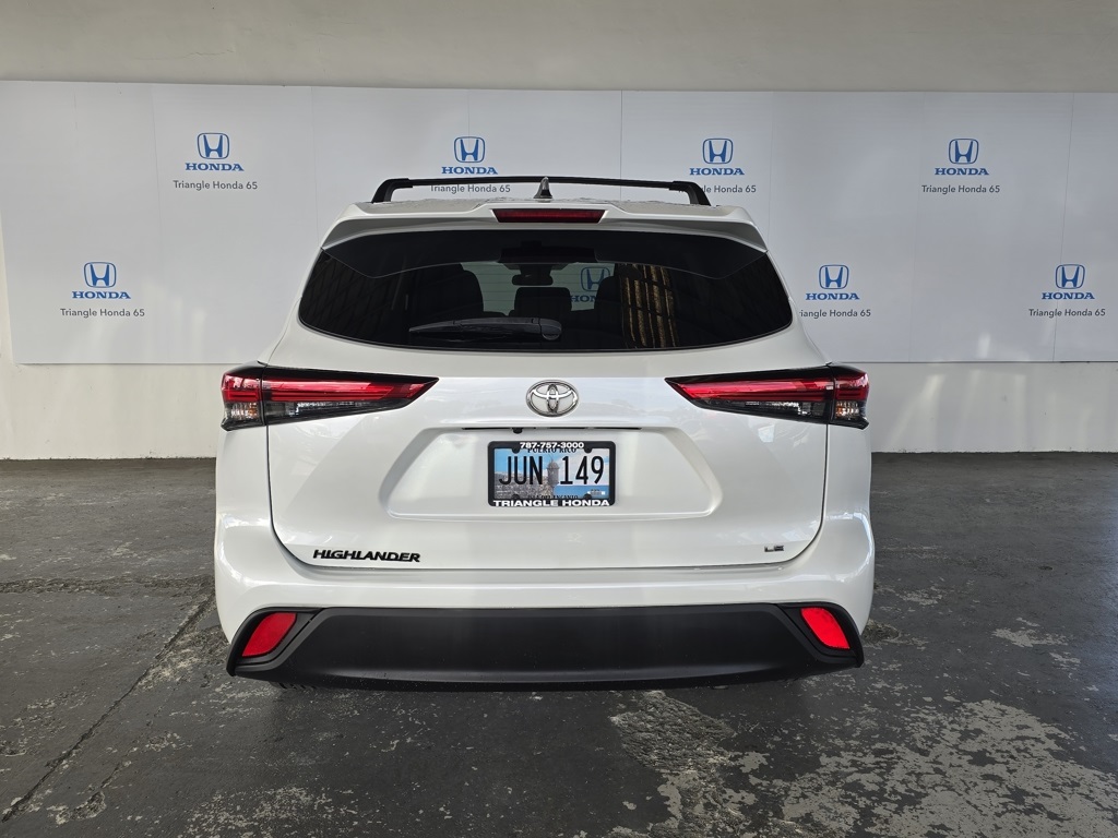 Thumbnail: 2022 Toyota Highlander - 4