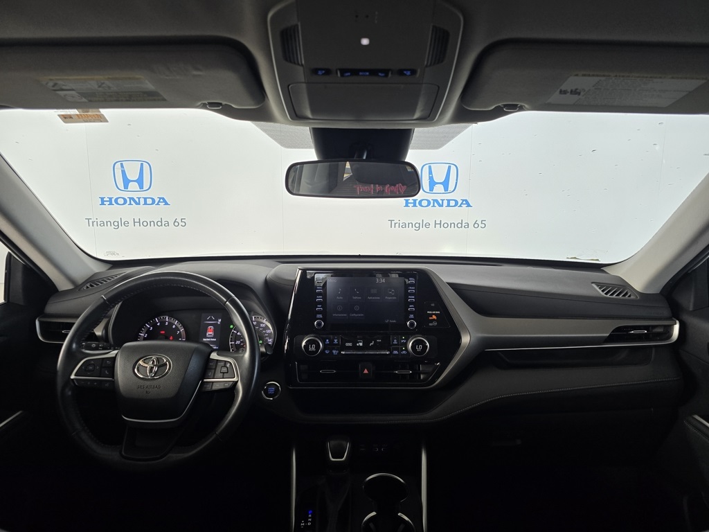 Thumbnail: 2022 Toyota Highlander - 5