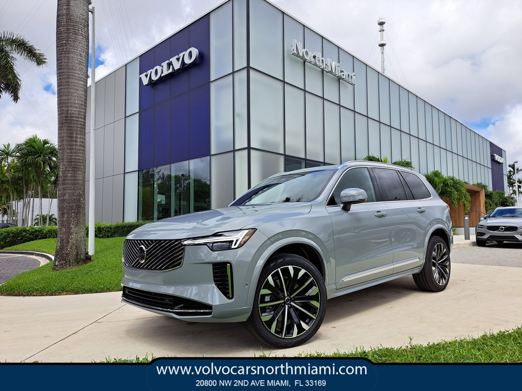 2026 Volvo XC90 B6 Plus 7-Seater