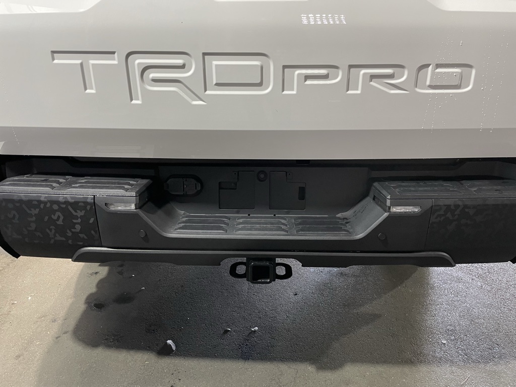 Thumbnail: 2025 Toyota Tundra - 18