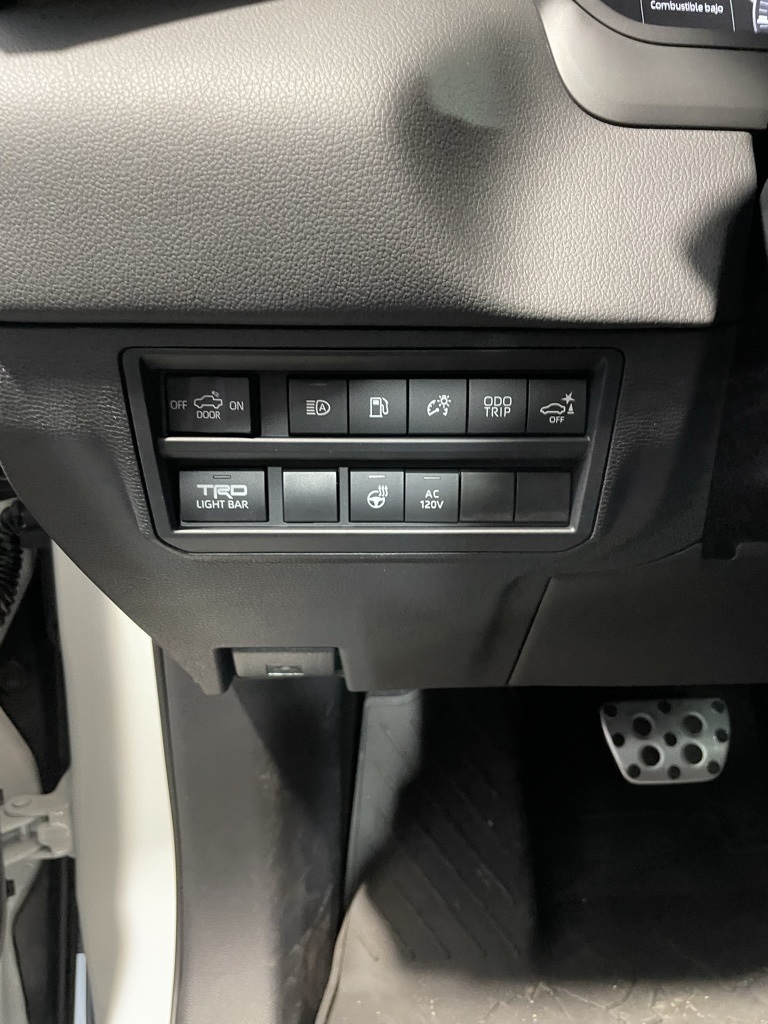 Thumbnail: 2025 Toyota Tundra - 30