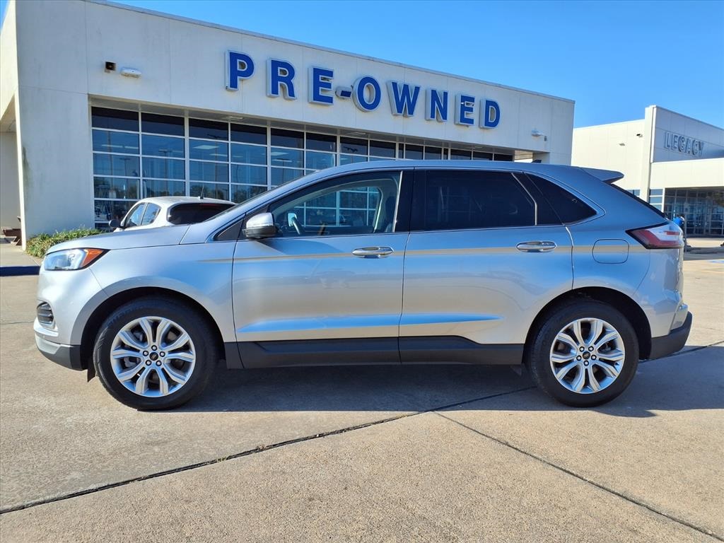 2024 Ford Edge Titanium Silver at Community Kia