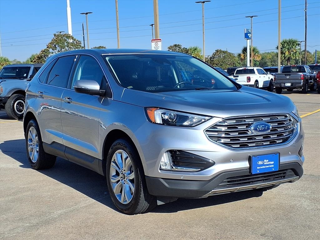 2024 Ford Edge Titanium Silver at Community Kia