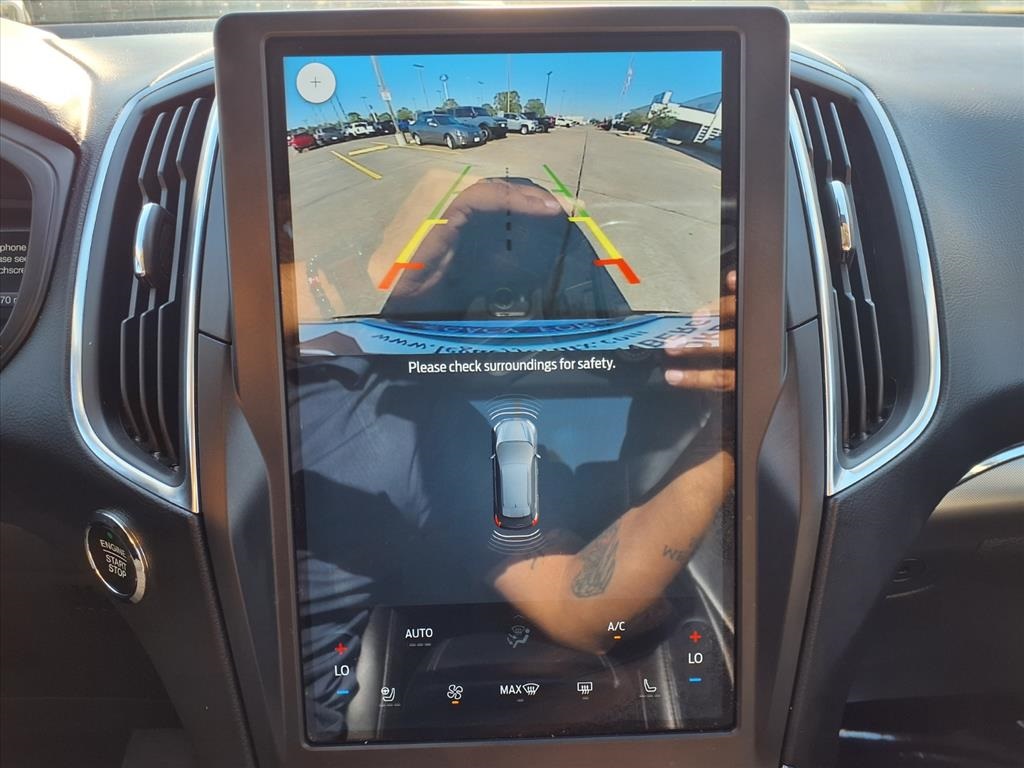 2024 Ford Edge Titanium - 3