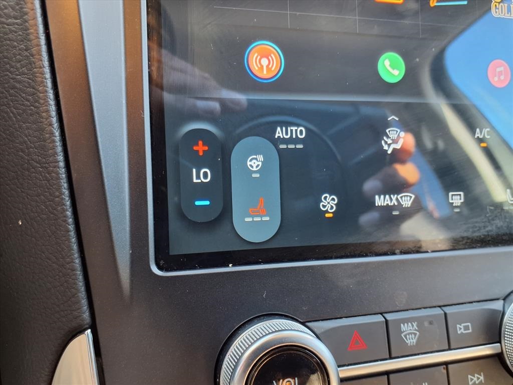 2024 Ford Edge Titanium - 4