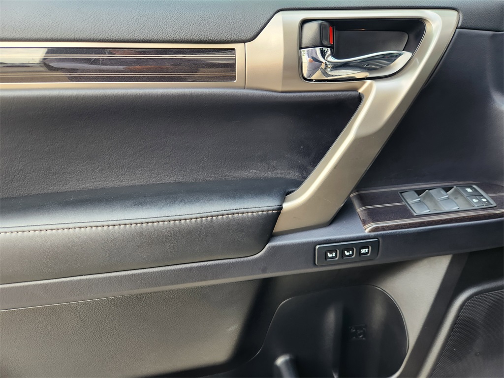 2020 Lexus GX 460 Luxury Silver at Westside Lexus