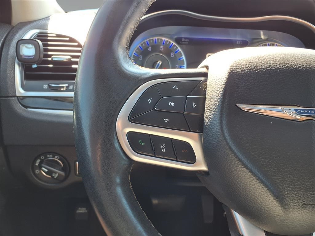 2019 Chrysler 300 Limited White at AutoSavvy Houston Northwest