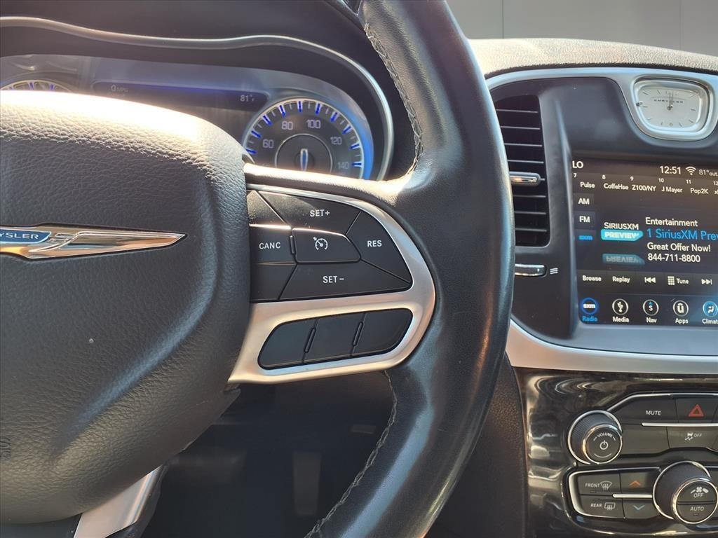 2019 Chrysler 300 Limited White at AutoSavvy Houston Northwest