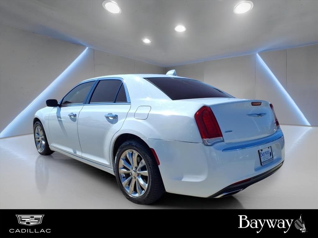2019 Chrysler 300 Limited White at AutoSavvy Houston Northwest