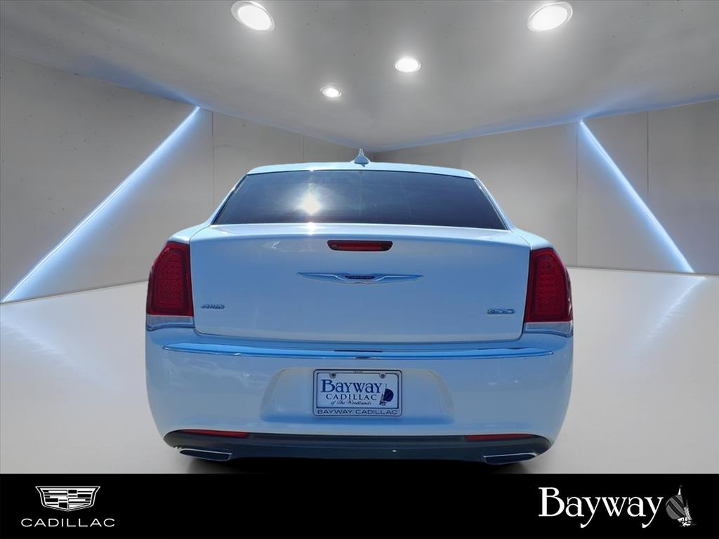 2019 Chrysler 300 Limited White at AutoSavvy Houston Northwest
