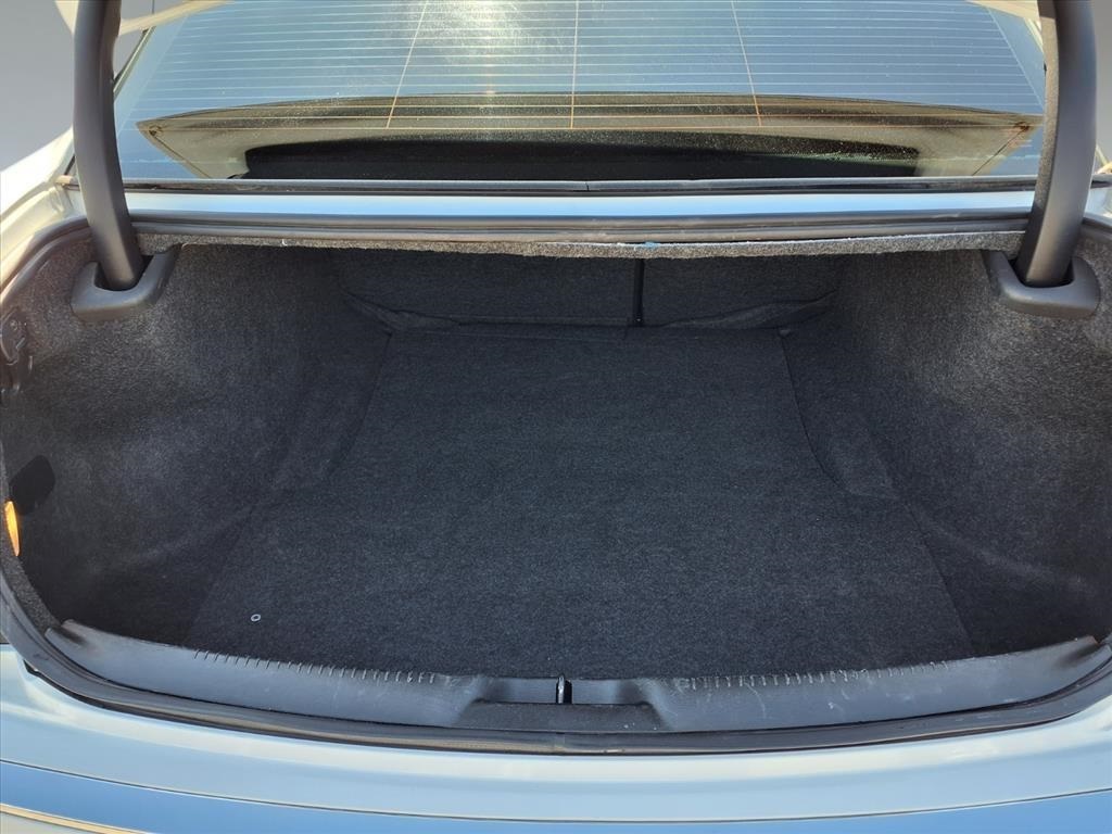 2019 Chrysler 300 Limited White at AutoSavvy Houston Northwest