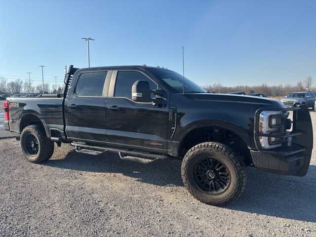 2025 Ford F-250 Super Duty XL Crew Cab 4WD
