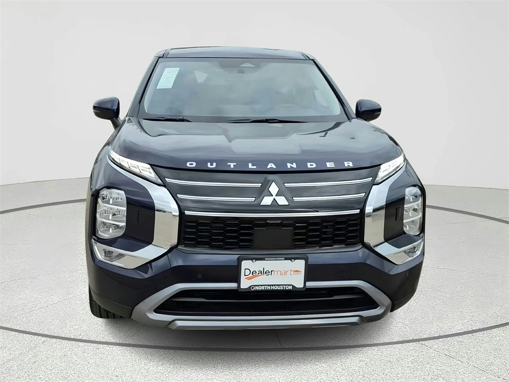 2025 Mitsubishi Outlander SE - 1
