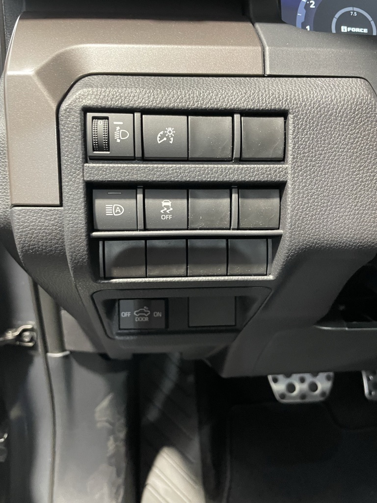 Thumbnail: 2025 Toyota Tacoma - 32