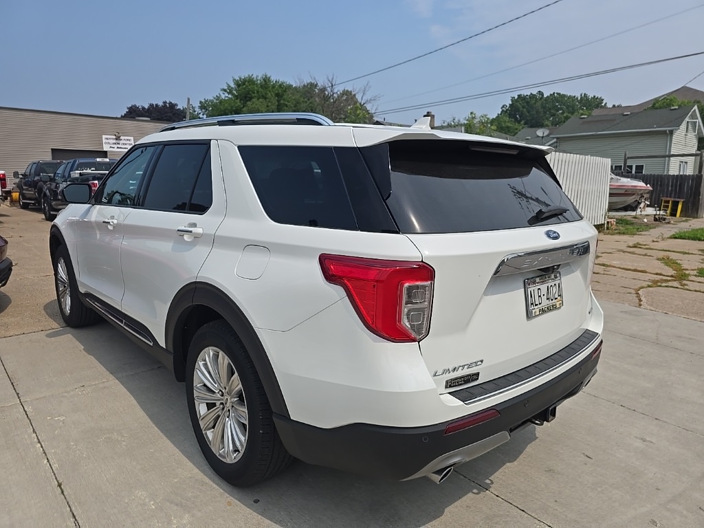 2020 Ford Explorer