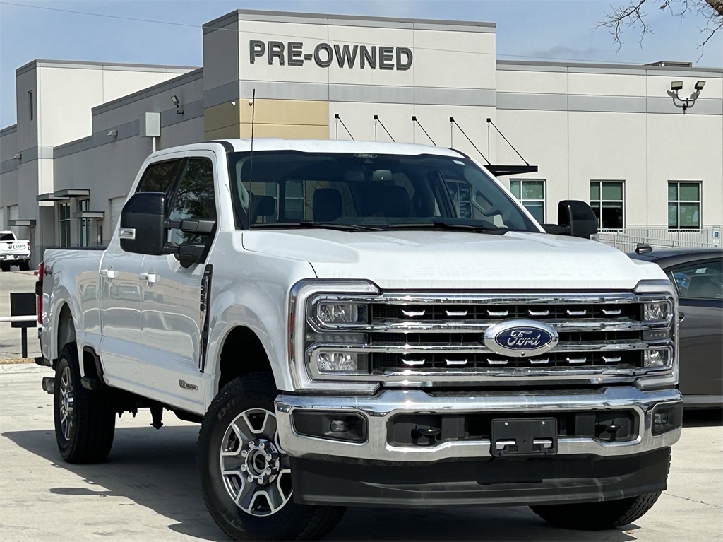 2024 Ford F-250 Super Duty Lariat Crew Cab 4WD