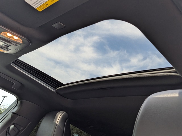 2021 Toyota Highlander XSE Black at Autostrade